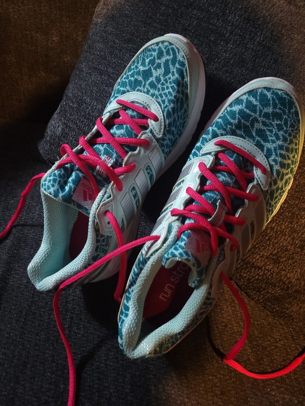 Adidas Shoes Women Size 9 Like New - Picture 3 of 8